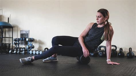guluts|5 Gluteus Medius Stretches to Loosen Tight Hips .